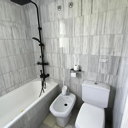 Colossus Recinto Ferial Pool Apartment