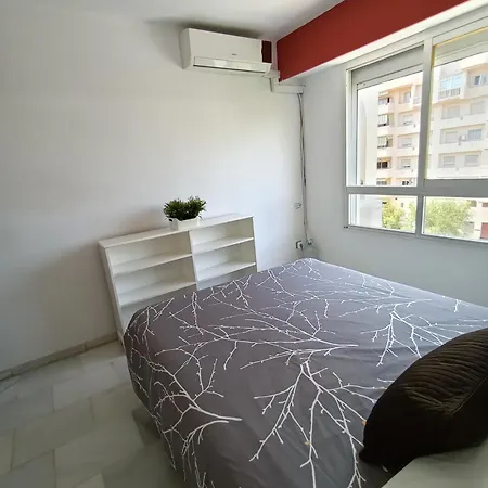 Colossus Recinto Ferial Pool Apartment *